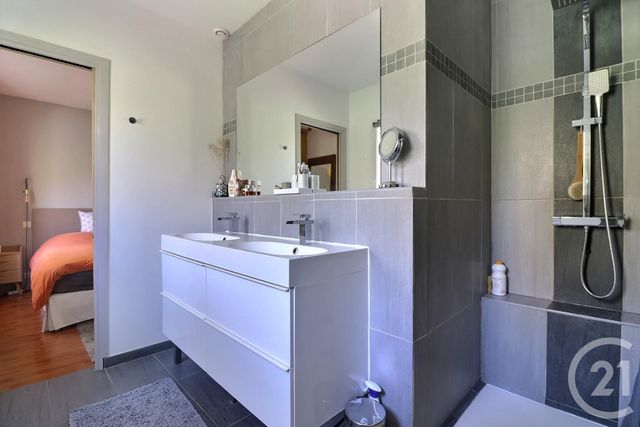 Maison &agrave; vendre - 5 pi&egrave;ces - 124 m2 - Frejus - 83 - PROVENCE-ALPES-COTE-D-AZUR