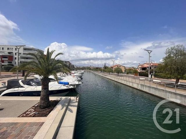 Appartement à vendre - 4 pièces - 70,88 m2 - Frejus - 83 - PROVENCE-ALPES-COTE-D-AZUR