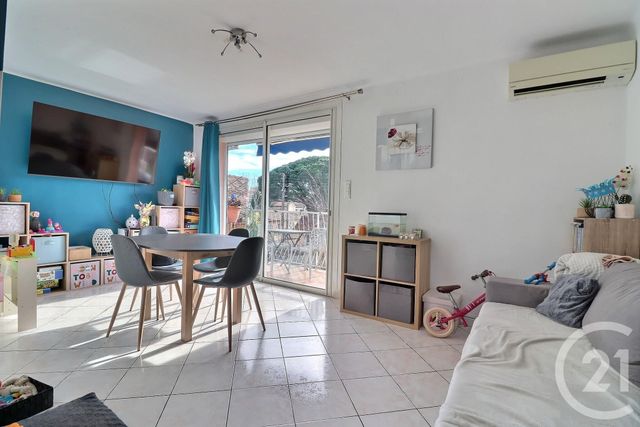 Appartement T4 &agrave; vendre - 4 pi&egrave;ces - 68,19 m2 - St Raphael - 83 - PROVENCE-ALPES-COTE-D-AZUR