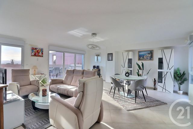 Appartement T4 &agrave; vendre - 4 pi&egrave;ces - 114 m2 - Frejus - 83 - PROVENCE-ALPES-COTE-D-AZUR