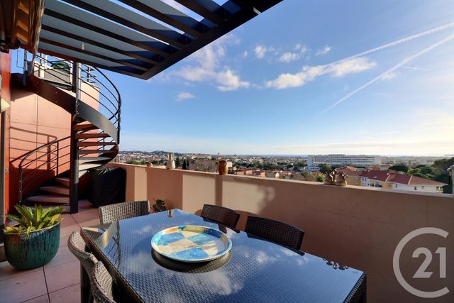 Appartement T4 &agrave; vendre - 4 pi&egrave;ces - 114 m2 - Frejus - 83 - PROVENCE-ALPES-COTE-D-AZUR