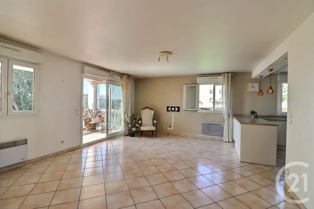 Appartement F4 &agrave; vendre - 4 pi&egrave;ces - 102 m2 - Frejus - 83 - PROVENCE-ALPES-COTE-D-AZUR