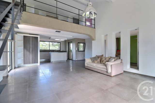 Maison &agrave; vendre - 6 pi&egrave;ces - 148 m2 - Frejus - 83 - PROVENCE-ALPES-COTE-D-AZUR