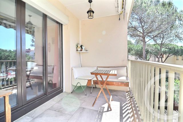 Appartement F3 &agrave; vendre - 3 pi&egrave;ces - 61,33 m2 - St Raphael - 83 - PROVENCE-ALPES-COTE-D-AZUR