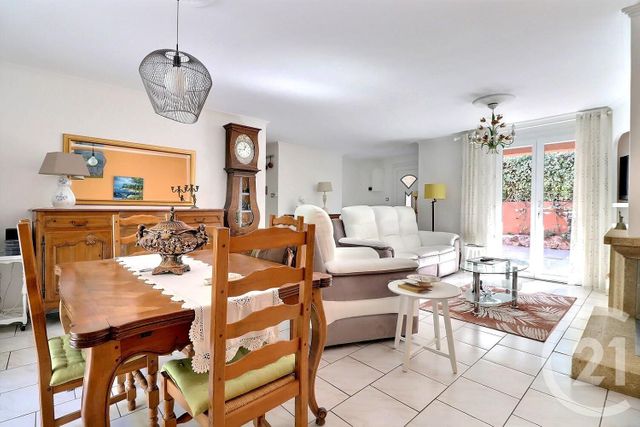 Maison &agrave; vendre - 4 pi&egrave;ces - 110 m2 - Frejus - 83 - PROVENCE-ALPES-COTE-D-AZUR
