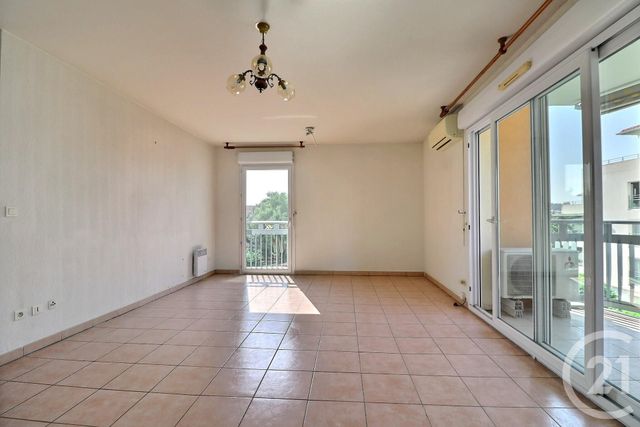 Appartement T4 &agrave; vendre - 4 pi&egrave;ces - 83 m2 - Frejus - 83 - PROVENCE-ALPES-COTE-D-AZUR