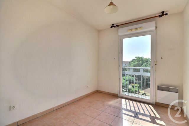 Appartement T4 &agrave; vendre - 4 pi&egrave;ces - 83 m2 - Frejus - 83 - PROVENCE-ALPES-COTE-D-AZUR