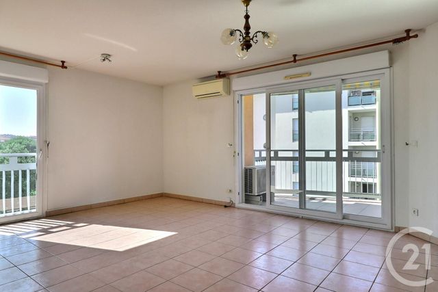 Appartement T4 &agrave; vendre - 4 pi&egrave;ces - 83 m2 - Frejus - 83 - PROVENCE-ALPES-COTE-D-AZUR