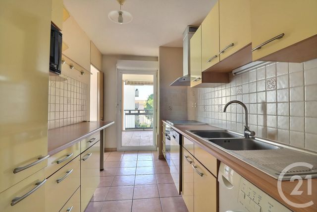 Appartement T4 &agrave; vendre - 4 pi&egrave;ces - 83 m2 - Frejus - 83 - PROVENCE-ALPES-COTE-D-AZUR