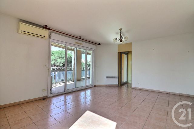 Appartement T4 &agrave; vendre - 4 pi&egrave;ces - 83 m2 - Frejus - 83 - PROVENCE-ALPES-COTE-D-AZUR
