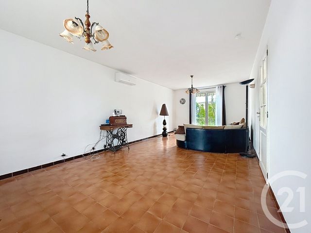 Maison &agrave; vendre - 4 pi&egrave;ces - 110 m2 - Le Muy - 83 - PROVENCE-ALPES-COTE-D-AZUR