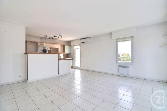 Appartement T4 &agrave; vendre - 4 pi&egrave;ces - 82,88 m2 - St Raphael - 83 - PROVENCE-ALPES-COTE-D-AZUR