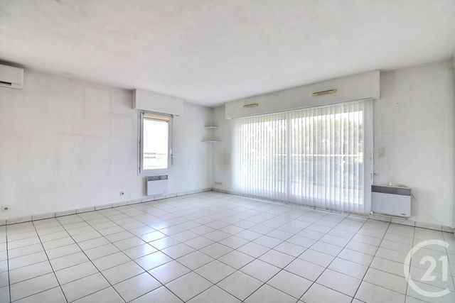 Appartement T4 &agrave; vendre - 4 pi&egrave;ces - 82,88 m2 - St Raphael - 83 - PROVENCE-ALPES-COTE-D-AZUR