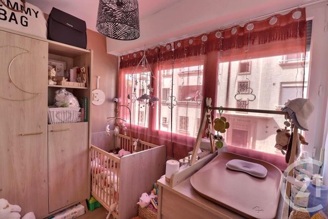 Appartement Studio &agrave; vendre - 1 pi&egrave;ce - 31 m2 - St Raphael - 83 - PROVENCE-ALPES-COTE-D-AZUR