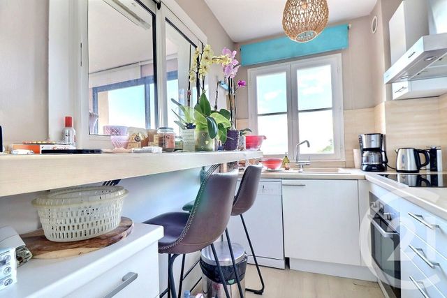 Appartement T2 &agrave; vendre - 2 pi&egrave;ces - 64,27 m2 - Roquebrune Sur Argens - 83 - PROVENCE-ALPES-COTE-D-AZUR
