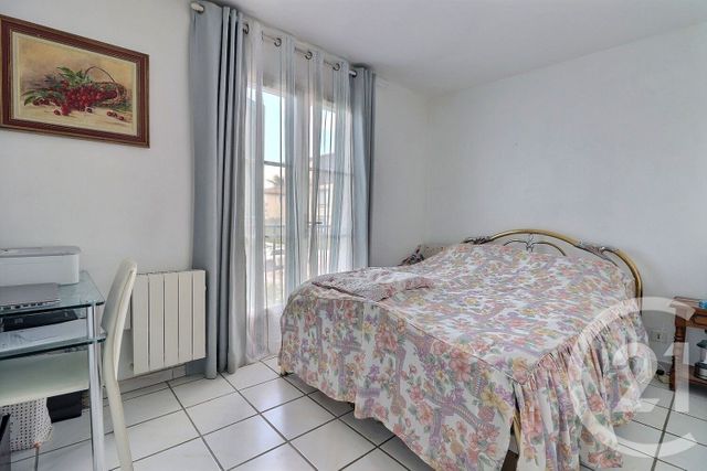 Appartement T2 &agrave; vendre - 2 pi&egrave;ces - 64,27 m2 - Roquebrune Sur Argens - 83 - PROVENCE-ALPES-COTE-D-AZUR