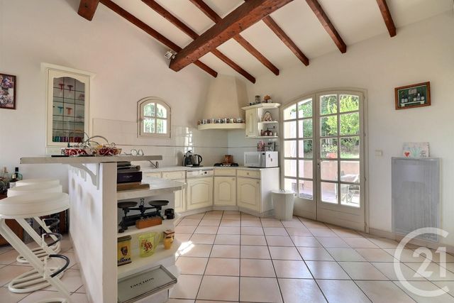 Maison &agrave; vendre - 5 pi&egrave;ces - 202 m2 - Frejus - 83 - PROVENCE-ALPES-COTE-D-AZUR