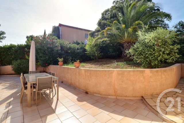 Maison &agrave; vendre - 5 pi&egrave;ces - 202 m2 - Frejus - 83 - PROVENCE-ALPES-COTE-D-AZUR
