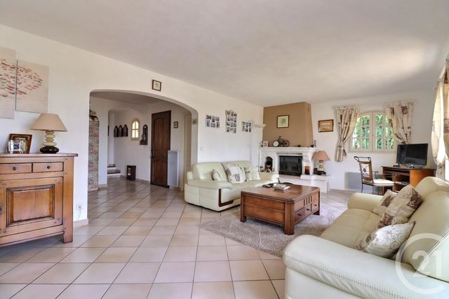 Maison &agrave; vendre - 5 pi&egrave;ces - 202 m2 - Frejus - 83 - PROVENCE-ALPES-COTE-D-AZUR