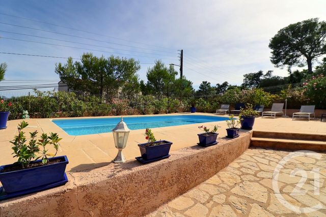 Maison &agrave; vendre - 5 pi&egrave;ces - 202 m2 - Frejus - 83 - PROVENCE-ALPES-COTE-D-AZUR