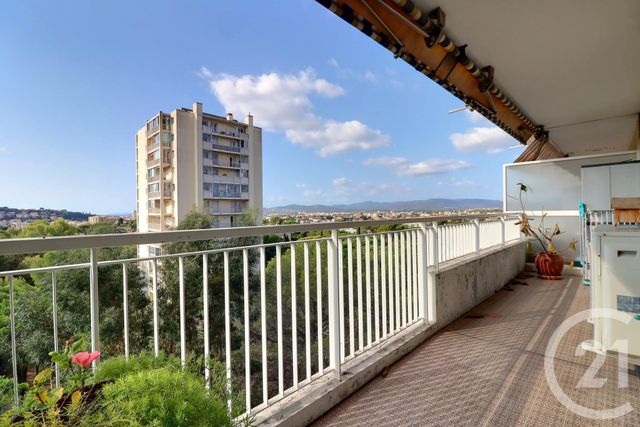 Appartement T3 &agrave; vendre - 3 pi&egrave;ces - 62,15 m2 - St Raphael - 83 - PROVENCE-ALPES-COTE-D-AZUR