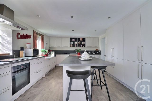 Maison &agrave; vendre - 9 pi&egrave;ces - 151 m2 - Frejus - 83 - PROVENCE-ALPES-COTE-D-AZUR