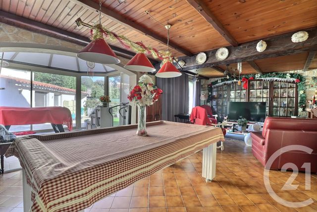 Maison &agrave; vendre - 9 pi&egrave;ces - 151 m2 - Frejus - 83 - PROVENCE-ALPES-COTE-D-AZUR