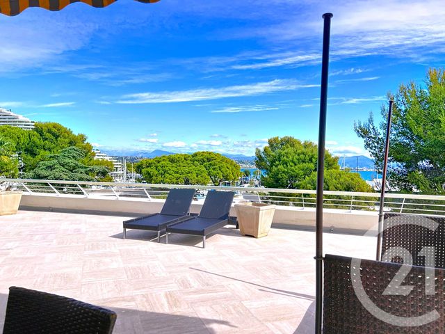 Appartement T4 à vendre - 4 pièces - 131 m2 - Villeneuve Loubet - 06 - PROVENCE-ALPES-COTE-D-AZUR