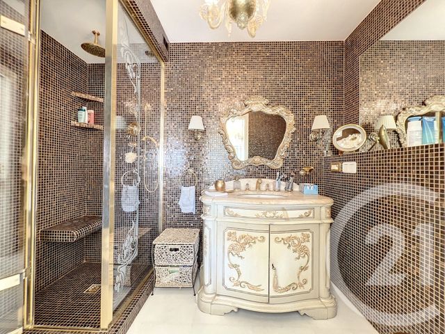 Appartement T4 à vendre - 4 pièces - 131 m2 - Villeneuve Loubet - 06 - PROVENCE-ALPES-COTE-D-AZUR