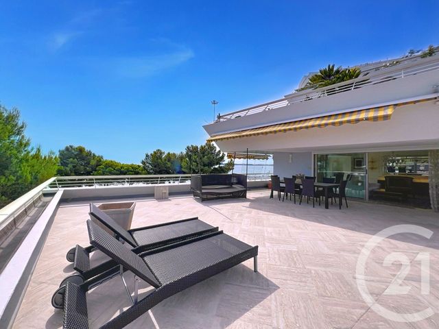 Appartement T4 à vendre - 4 pièces - 131 m2 - Villeneuve Loubet - 06 - PROVENCE-ALPES-COTE-D-AZUR