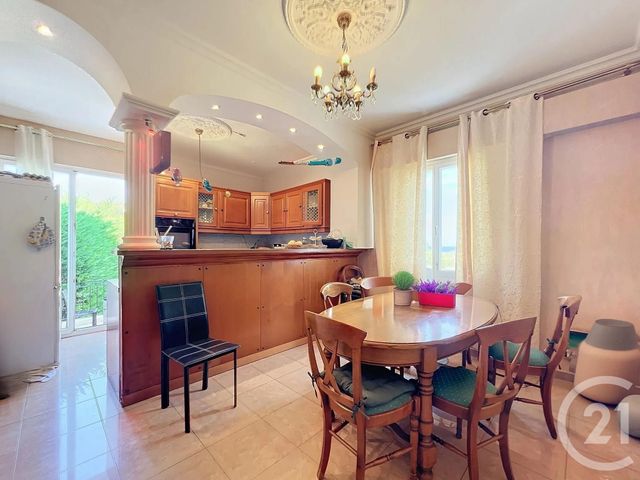 Maison à vendre - 8 pièces - 401 m2 - Villeneuve Loubet - 06 - PROVENCE-ALPES-COTE-D-AZUR