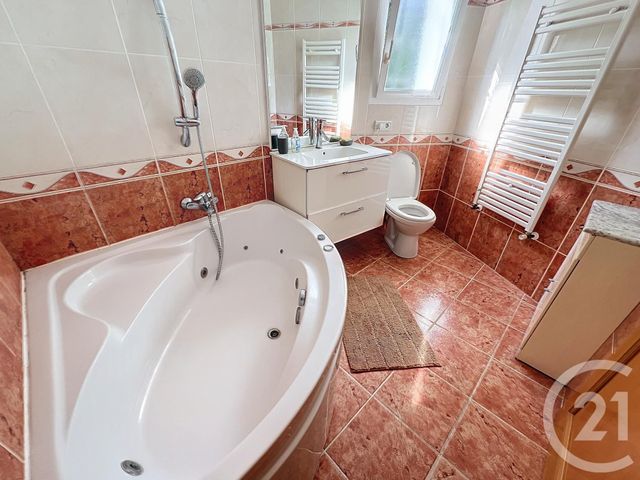 Maison à vendre - 8 pièces - 401 m2 - Villeneuve Loubet - 06 - PROVENCE-ALPES-COTE-D-AZUR