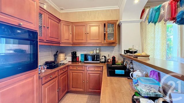 Maison à vendre - 8 pièces - 401 m2 - Villeneuve Loubet - 06 - PROVENCE-ALPES-COTE-D-AZUR