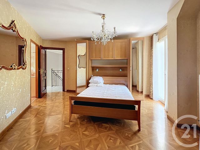 Maison à vendre - 8 pièces - 401 m2 - Villeneuve Loubet - 06 - PROVENCE-ALPES-COTE-D-AZUR