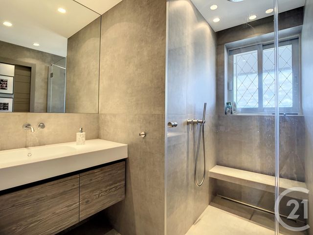 Appartement F2 à vendre - 2 pièces - 46 m2 - Villeneuve Loubet - 06 - PROVENCE-ALPES-COTE-D-AZUR