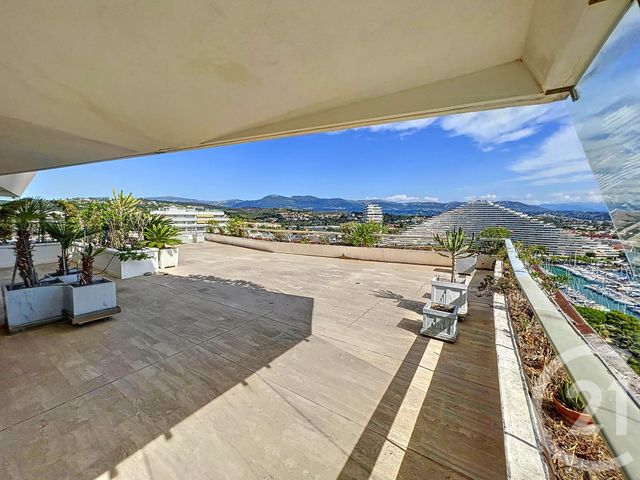 Appartement T4 à vendre - 4 pièces - 109,86 m2 - Villeneuve Loubet - 06 - PROVENCE-ALPES-COTE-D-AZUR