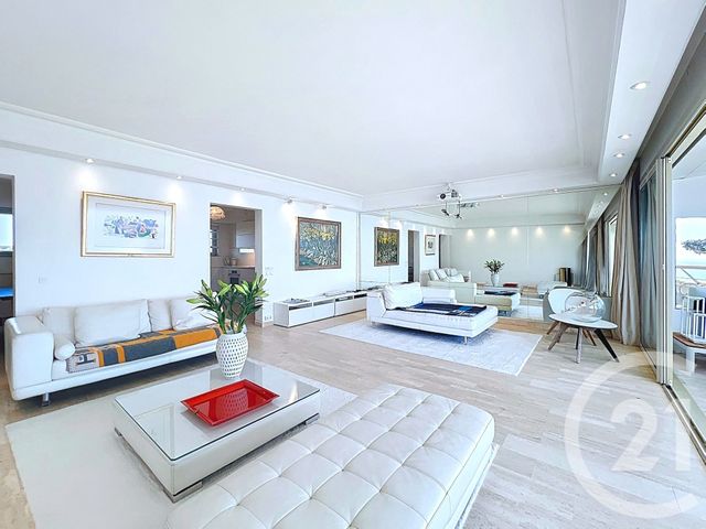 Appartement F4 à vendre - 4 pièces - 95,55 m2 - Villeneuve Loubet - 06 - PROVENCE-ALPES-COTE-D-AZUR