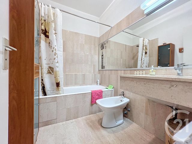 Appartement F2 à vendre - 2 pièces - 50 m2 - Villeneuve Loubet - 06 - PROVENCE-ALPES-COTE-D-AZUR