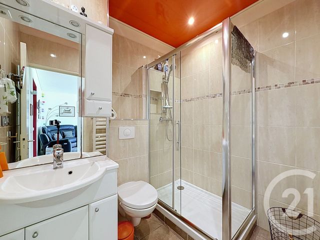 Appartement T3 &agrave; vendre - 3 pi&egrave;ces - 65 m2 - Villeneuve Loubet - 06 - PROVENCE-ALPES-COTE-D-AZUR