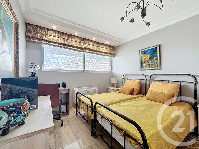 Appartement F4 à vendre - 4 pièces - 91,93 m2 - Villeneuve Loubet - 06 - PROVENCE-ALPES-COTE-D-AZUR