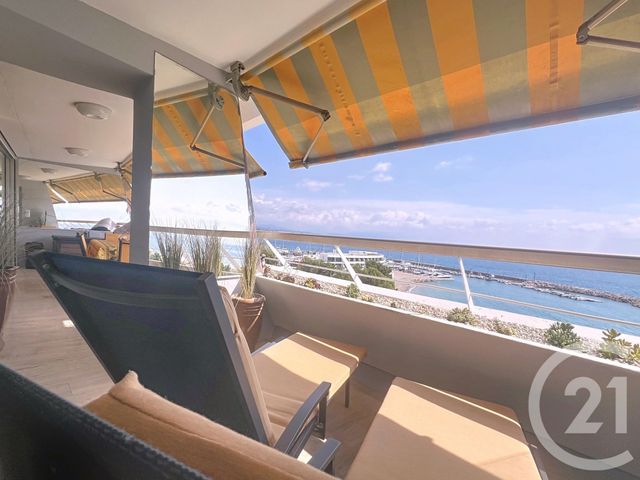 Appartement F4 à vendre - 4 pièces - 91,93 m2 - Villeneuve Loubet - 06 - PROVENCE-ALPES-COTE-D-AZUR