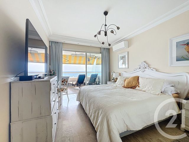 Appartement F4 à vendre - 4 pièces - 91,93 m2 - Villeneuve Loubet - 06 - PROVENCE-ALPES-COTE-D-AZUR