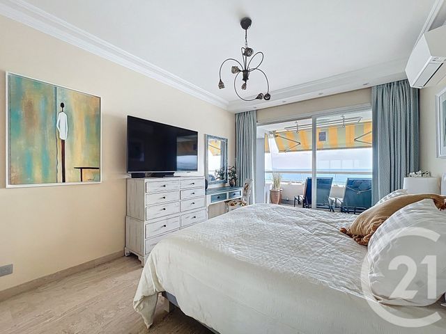 Appartement F4 à vendre - 4 pièces - 91,93 m2 - Villeneuve Loubet - 06 - PROVENCE-ALPES-COTE-D-AZUR