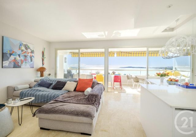 Appartement F3 à vendre - 3 pièces - 80 m2 - Villeneuve Loubet - 06 - PROVENCE-ALPES-COTE-D-AZUR