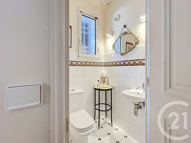 Maison à vendre - 6 pièces - 200 m2 - Villeneuve Loubet - 06 - PROVENCE-ALPES-COTE-D-AZUR