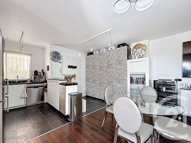 Appartement F3 à vendre - 3 pièces - 63 m2 - Villeneuve Loubet - 06 - PROVENCE-ALPES-COTE-D-AZUR