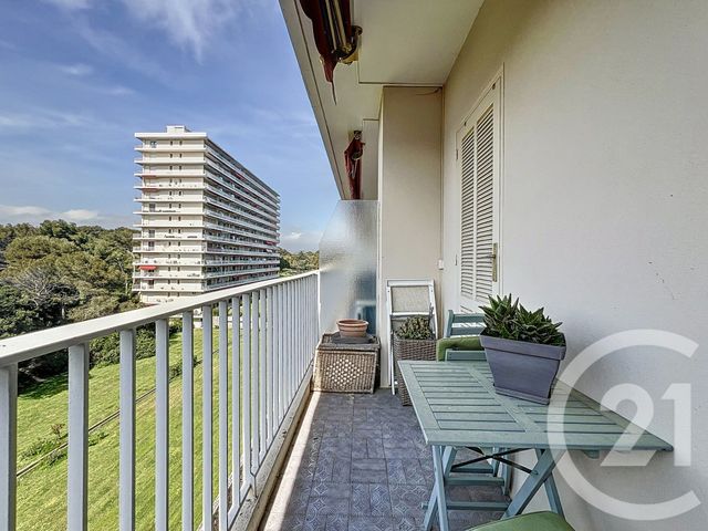 Appartement F2 à vendre - 2 pièces - 57,68 m2 - Cagnes Sur Mer - 06 - PROVENCE-ALPES-COTE-D-AZUR