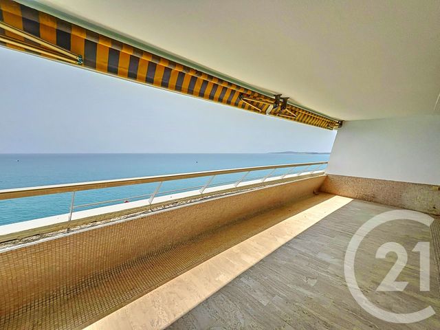 Appartement T4 à vendre - 4 pièces - 110 m2 - Villeneuve Loubet - 06 - PROVENCE-ALPES-COTE-D-AZUR