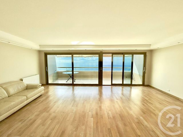 Appartement T4 à vendre - 4 pièces - 110 m2 - Villeneuve Loubet - 06 - PROVENCE-ALPES-COTE-D-AZUR