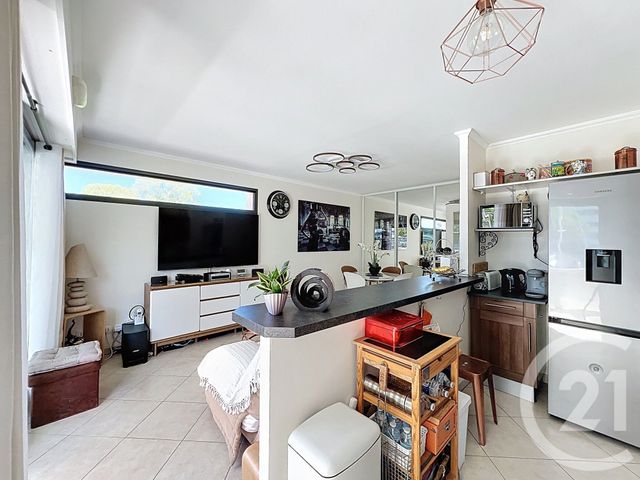 Appartement F2 à vendre - 2 pièces - 45,35 m2 - Villeneuve Loubet - 06 - PROVENCE-ALPES-COTE-D-AZUR